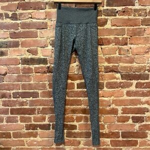 Athleta Exhale Stash Pocket Heel Tight Size XS Softluxe 511157